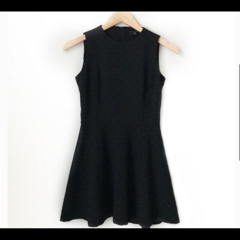 Theory Tillora Textured High Neck A Line Dress. Size 10